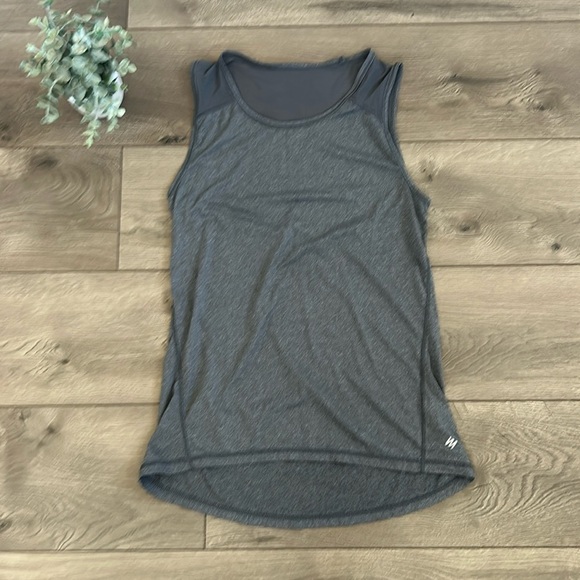 Nicole Miller Women’s Gray Active Tank Size Small - Picture 1 of 6